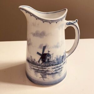 Delft Creamer by Swaine Germany
